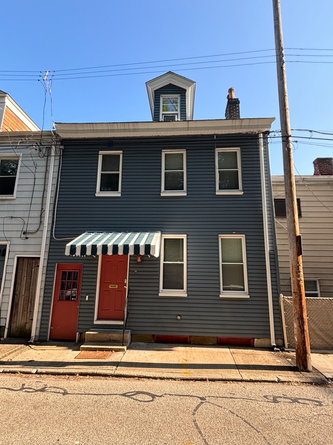 Photo - 1729 Edwards Way (Pittsburgh, PA) House