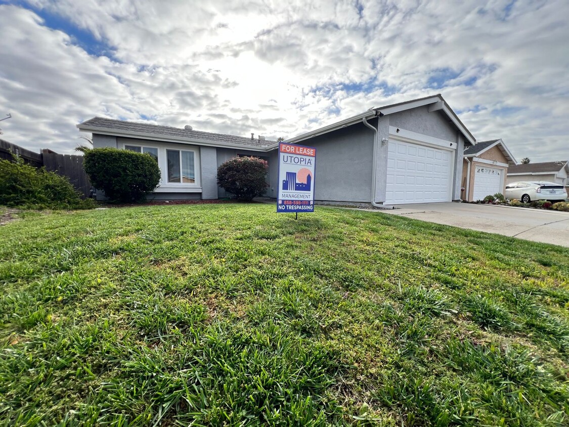 Primary Photo - Mira Mesa Home 2 Bedroom 2 Bath- Recently ...