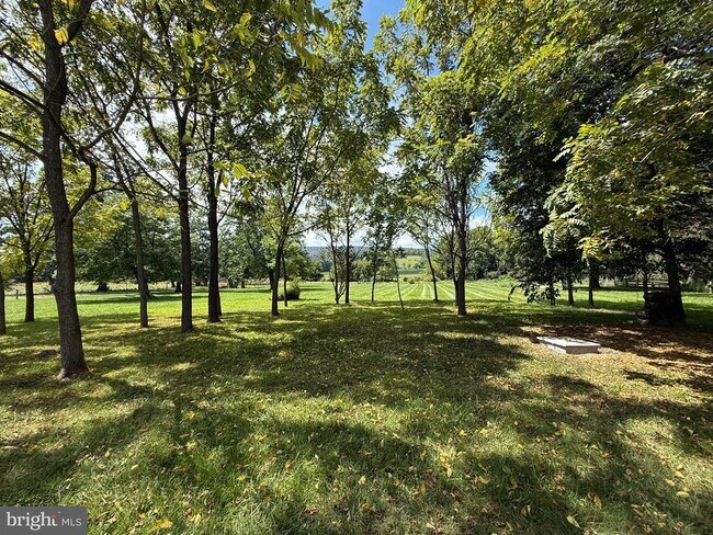 Foto del edificio - 15543 Edgegrove Rd