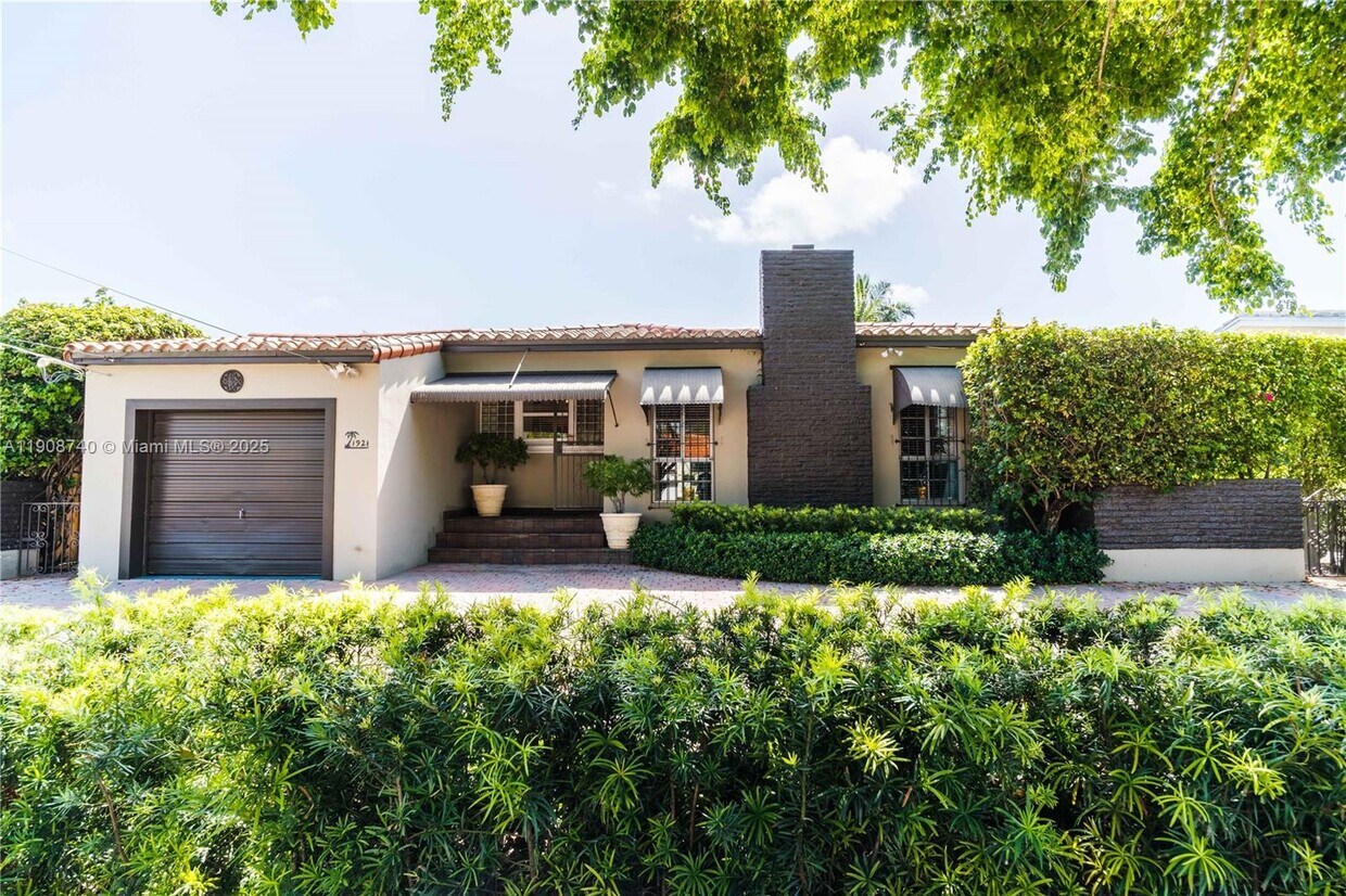 Foto principal - 1921 SW 18th Ave