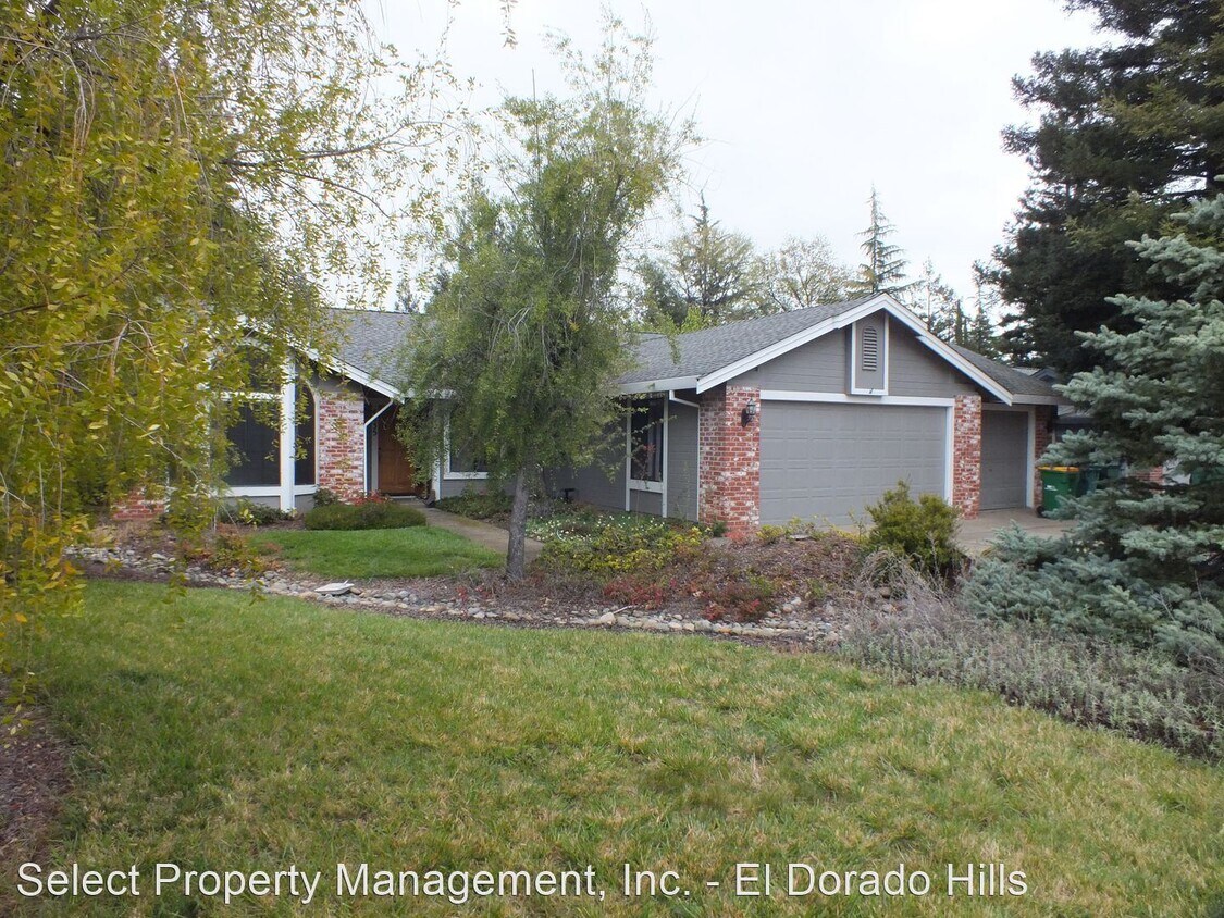 Primary Photo - 4 br, 2.5 bath House - 4635 Castana Drive