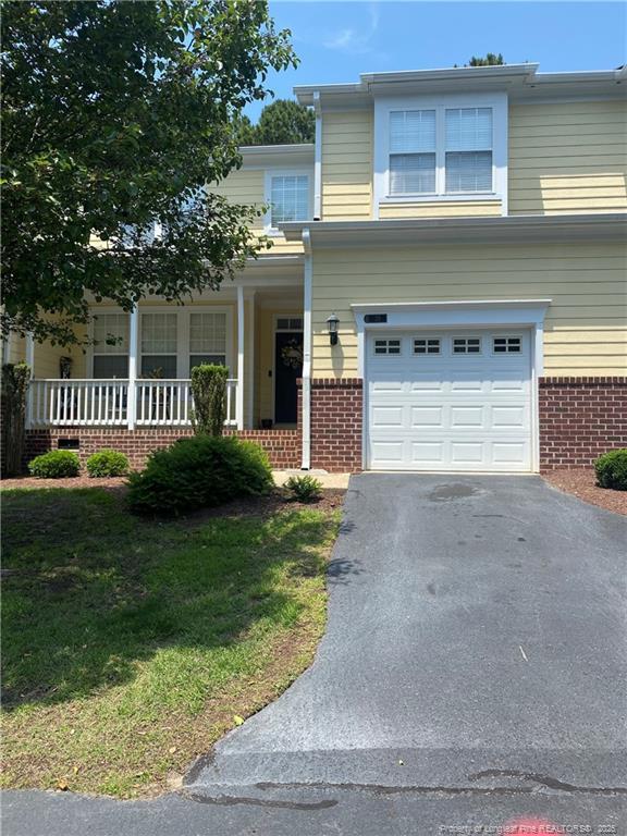 Foto principal - 28 Hawk Ridge Dr