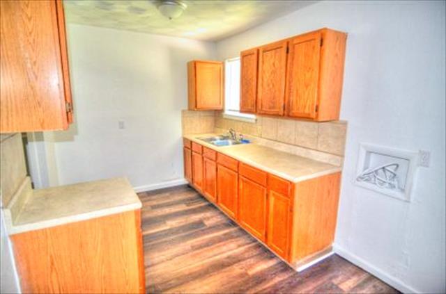 Building Photo - 4822 Bedford Dr