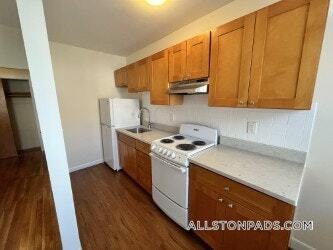 Building Photo - 64 Brighton Ave