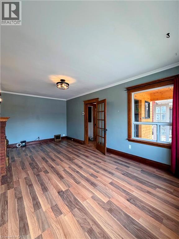 Building Photo - 104 Paling Ave