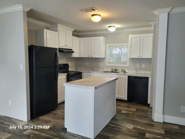Foto principal - 1399 Belcher Rd