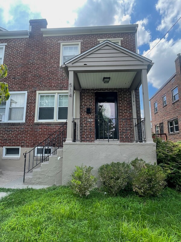 Primary Photo - 514 W 39th St