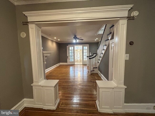 Building Photo - 6014 W Oxford St