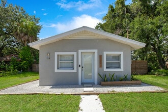 Building Photo - 1010 W Grace St