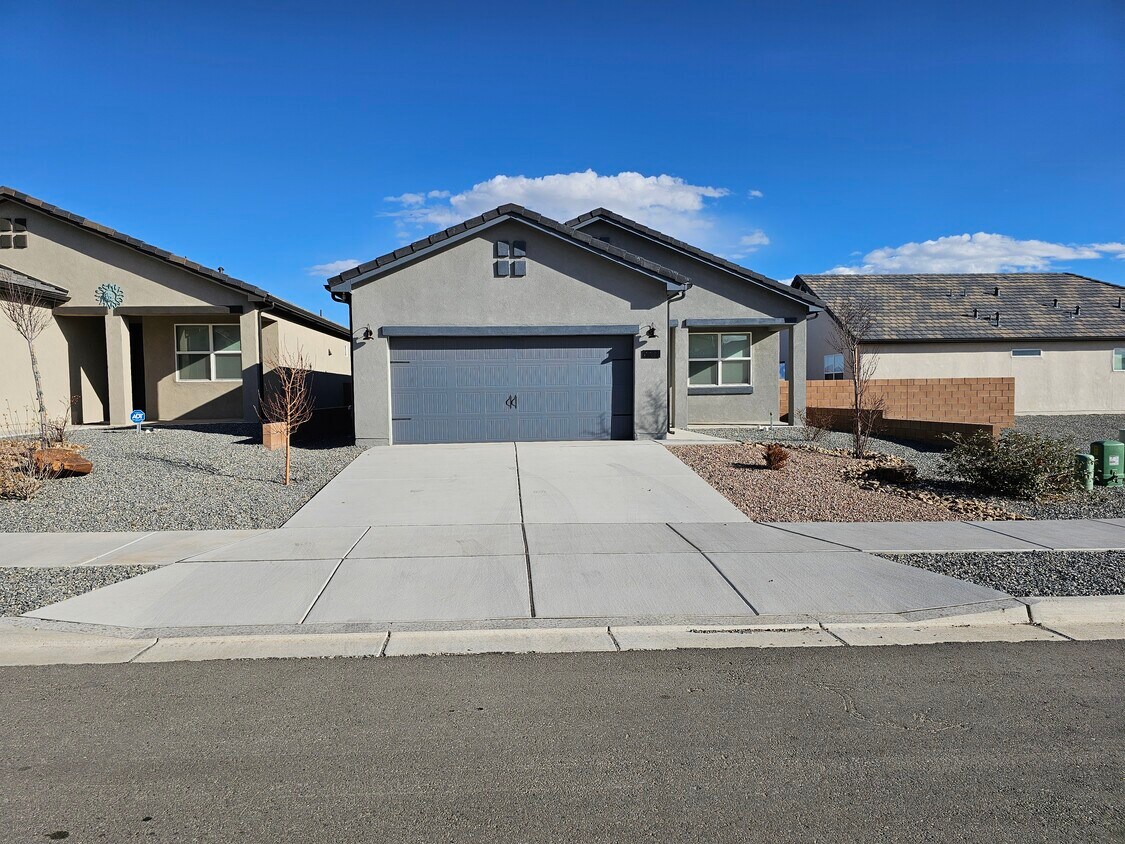 4212 Valdez Ct NE, Rio Rancho, NM 87144 House Rental in Rio Rancho