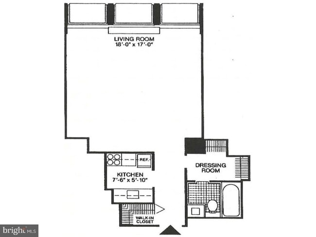 Building Photo - 210 Locust St