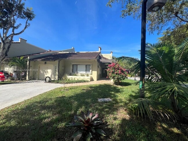 Building Photo - 9982 Costa Del Sol Blvd
