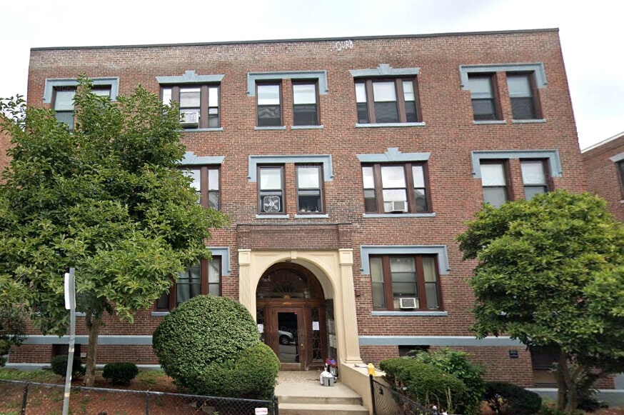 Primary Photo - 21 Park Vale Ave