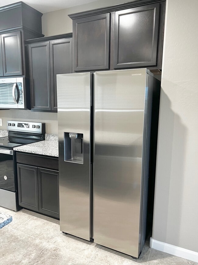 Foto del edificio - 1255 N Arizona Ave