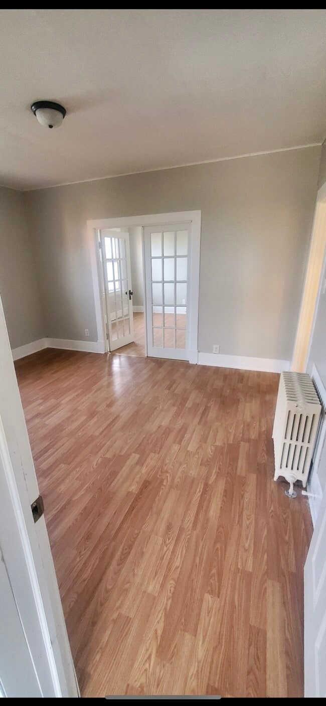 Living Room - 189 Sherman Ave