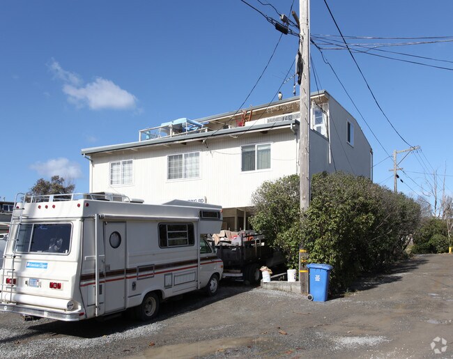 Foto del edificio - 18-22 Varda Lndg