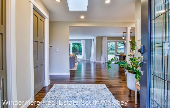 Foto del edificio - 3 br, 3 bath House - 971 Sandy Point Rd