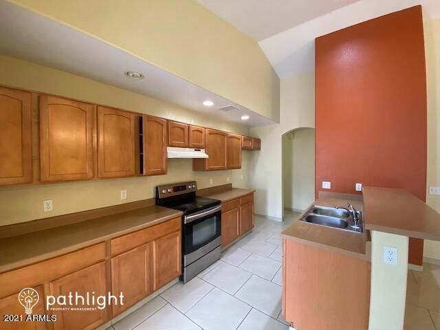Foto del edificio - 1332 E Silver Brush Trail