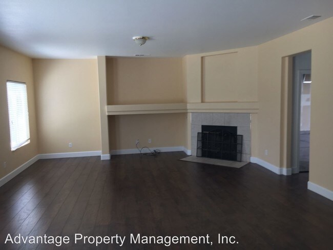 Building Photo - 2428 Cesar E Chavez Dr
