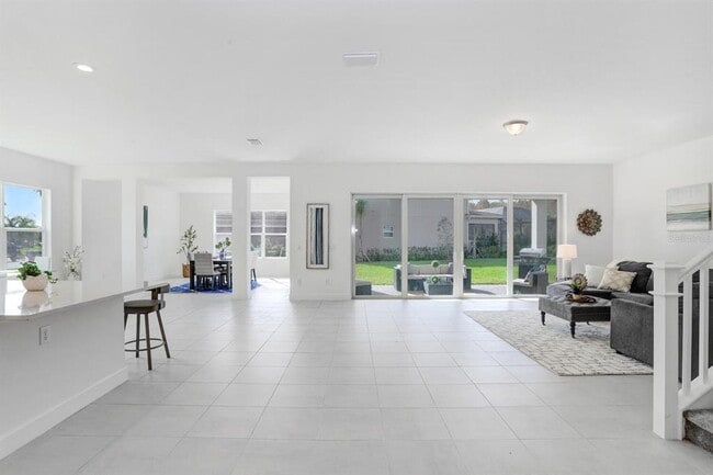 Building Photo - 32244 Logan Elm Ter