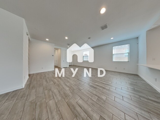 Foto del edificio - 9513 W Turney Ave