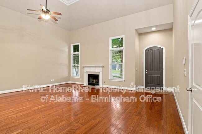 Foto del edificio - 2101 Arbor Hill Pkwy