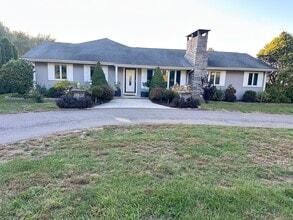 37 Ridge Rd