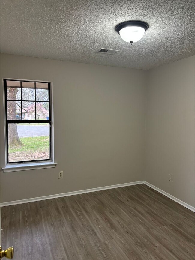 Foto del edificio - 5840 Gray Cove Horn Lake, MS 38637