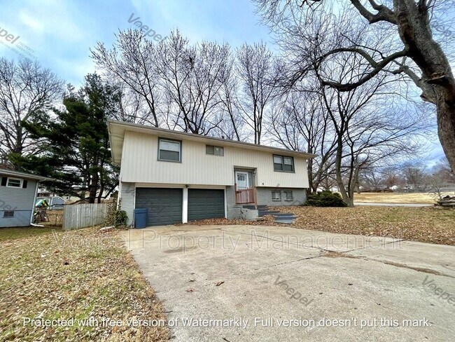 Building Photo - 6002 N Euclid Ave