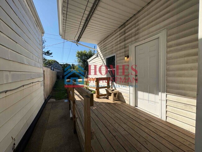 Foto del edificio - Downstairs One Bedroom | Duplex