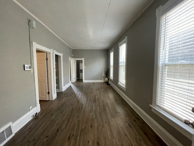 Building Photo - 518 Sandusky Ave