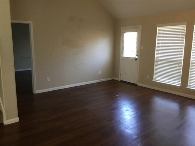 Foto del edificio - 3907 Hawthorn Glen Ct