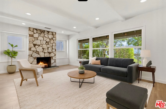Building Photo - 1511 Edris Dr