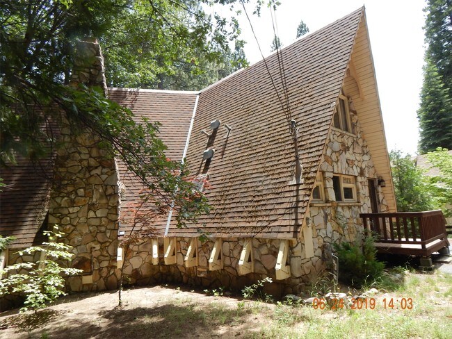 Foto del edificio - 1787 Pine Dr