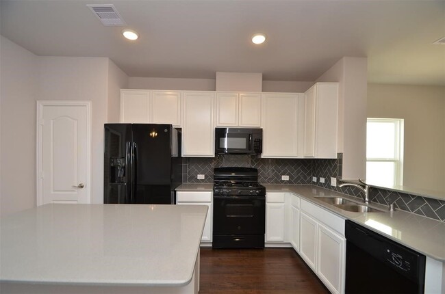 Foto del edificio - 3210 Harmony Creek Ln