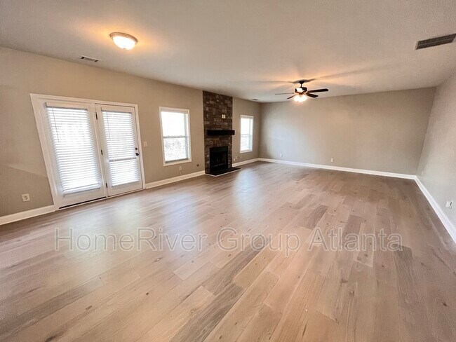 Building Photo - 866 Overlook Gln Dr