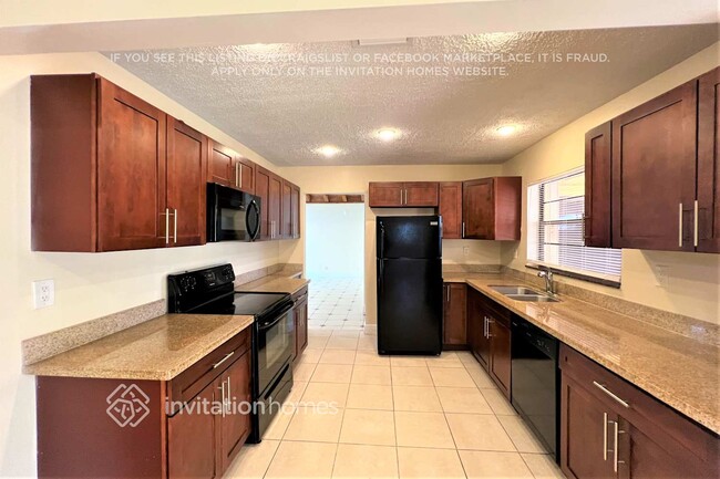 Foto del edificio - 9841 NW 31st Pl