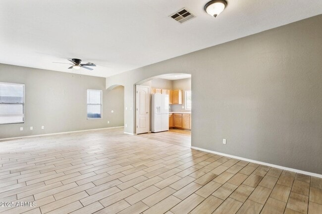 Building Photo - 7930 W Chickasaw St