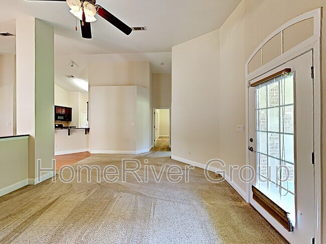 Foto del edificio - 3915 Fielding Ct
