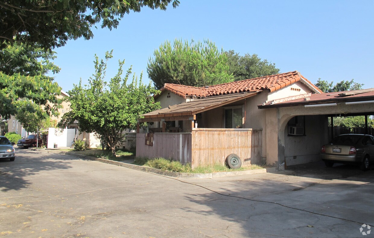 Foto del edificio - 1362 S Gibbs St