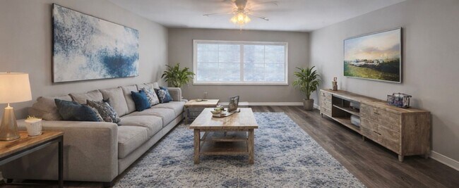 Building Photo - Summit Street Duplexes