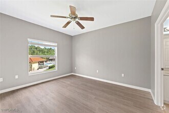 Building Photo - 9185 Celeste Dr