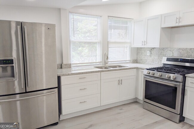 Foto del edificio - 235 Dodd Ave SW