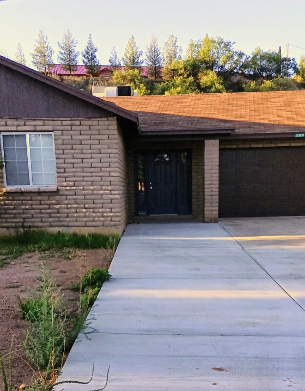 Building Photo - 145 Via San Potosi