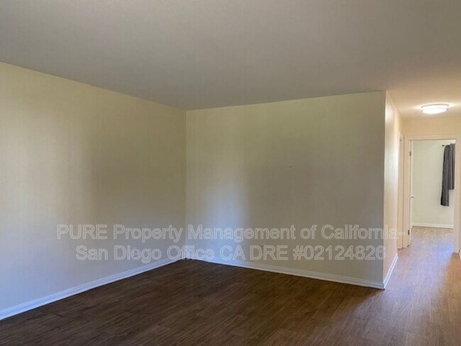 Building Photo - 1240 N Broadway