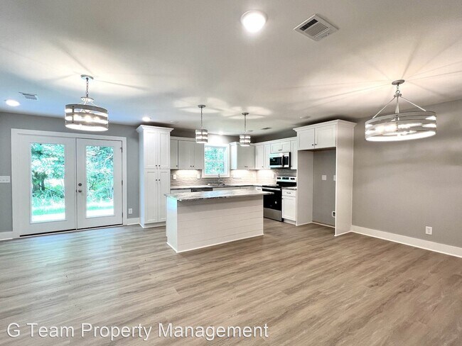 Building Photo - 3 br, 2.5 bath House - 714 Hollie Way