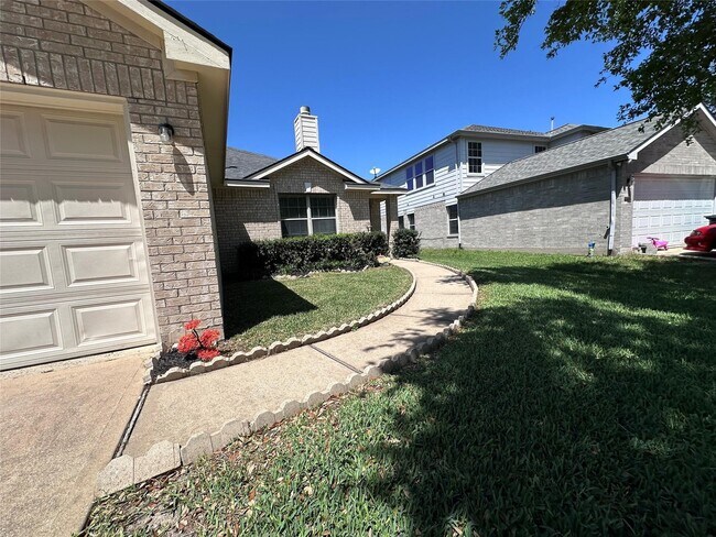 Foto del edificio - 3927 Brook Garden Ln