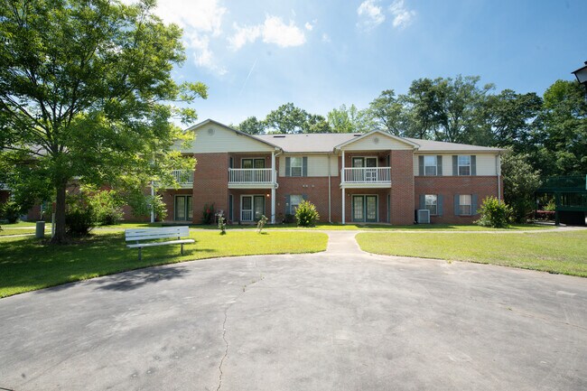 Foto del edificio - Commerce Street Manor Apartments