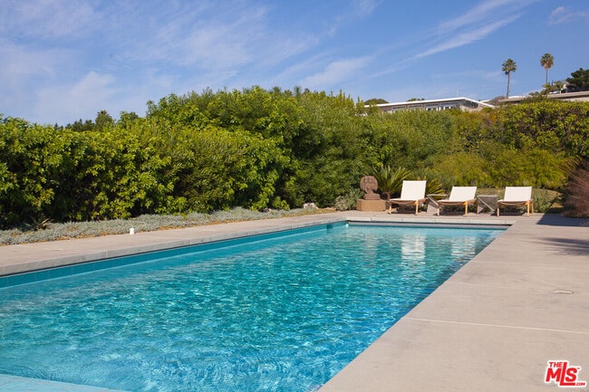 Photo - 1409 Lachman Ln (Los Angeles, CA) House