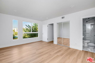 Foto del edificio - 10801 Kling St